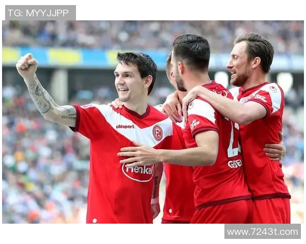 泽尼特与斯拉维亚激战正酣谁将赢得这场巅峰对决