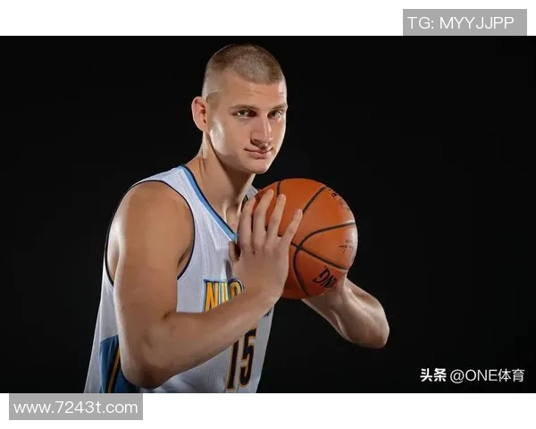 约基奇三双创历史新高掘金稳居西部第一展现强大实力