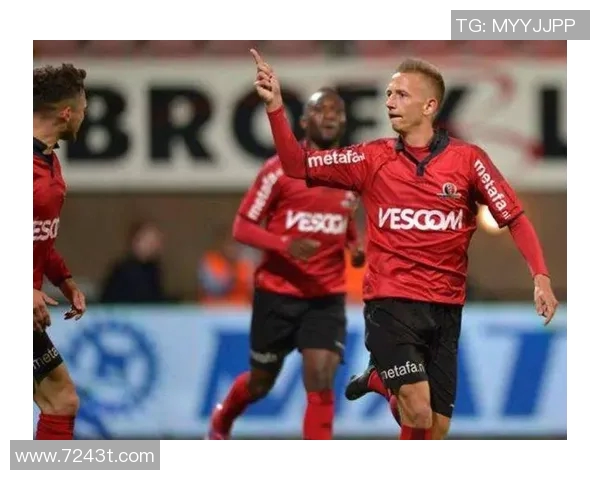 奈梅亨与海尔蒙特激战正酣谁能在这场较量中笑到最后