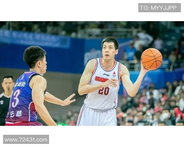 任骏飞领衔广东男篮奋战新赛季助力球队追逐冠军梦想的精彩旅程